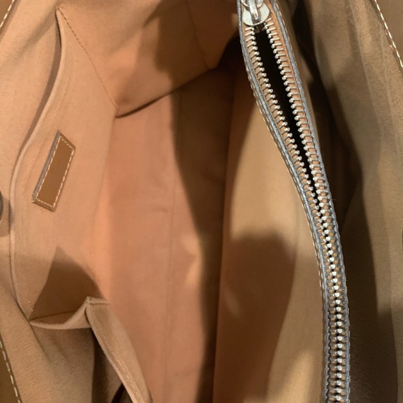 Louis Vuitton Epi Leather Handbag - Picture 4 of 7